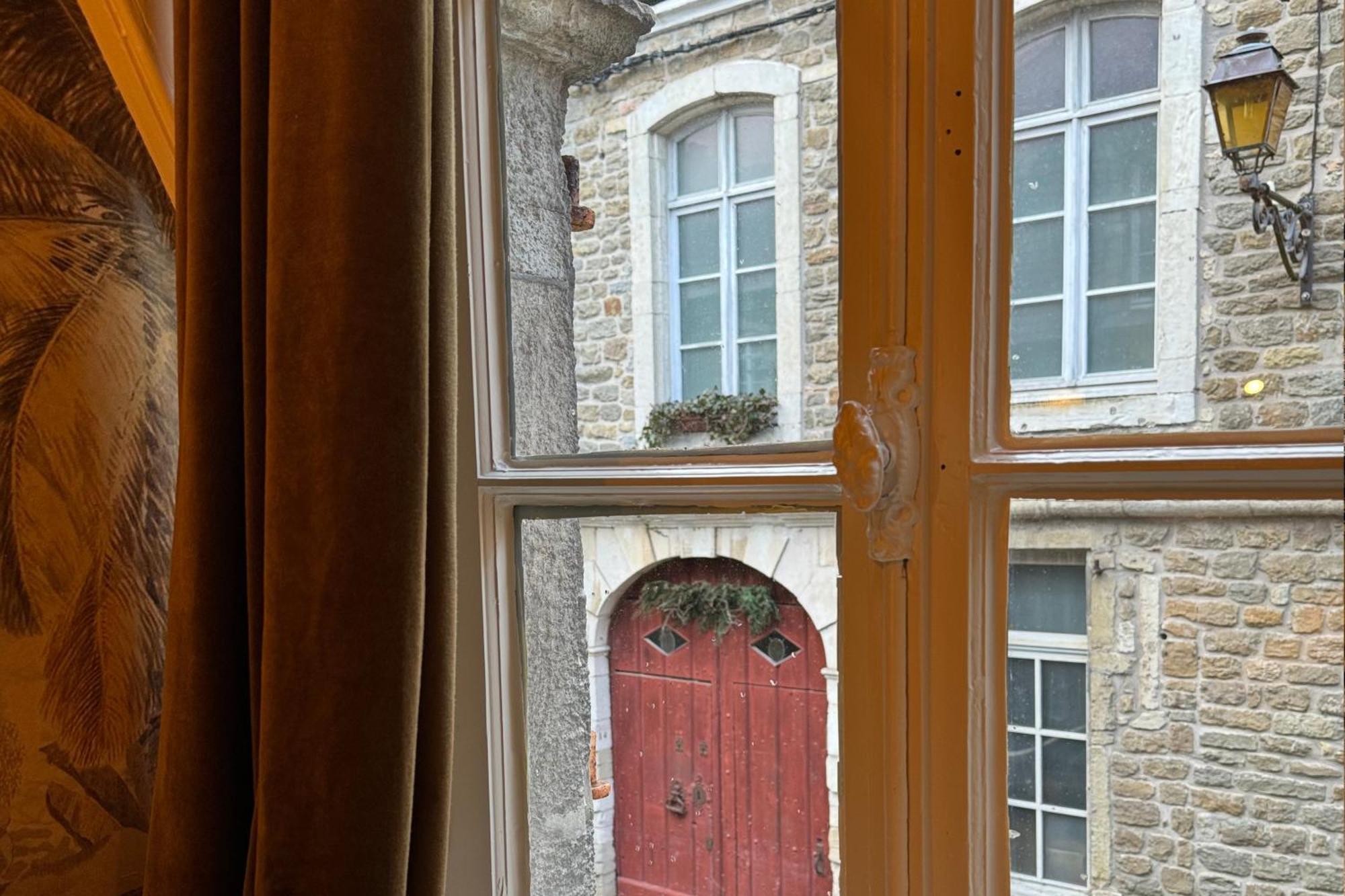 Maison 1747 - Gites De Standing En Vieille-Ville Avec Cour Boulogne-sur-Mer Eksteriør billede
